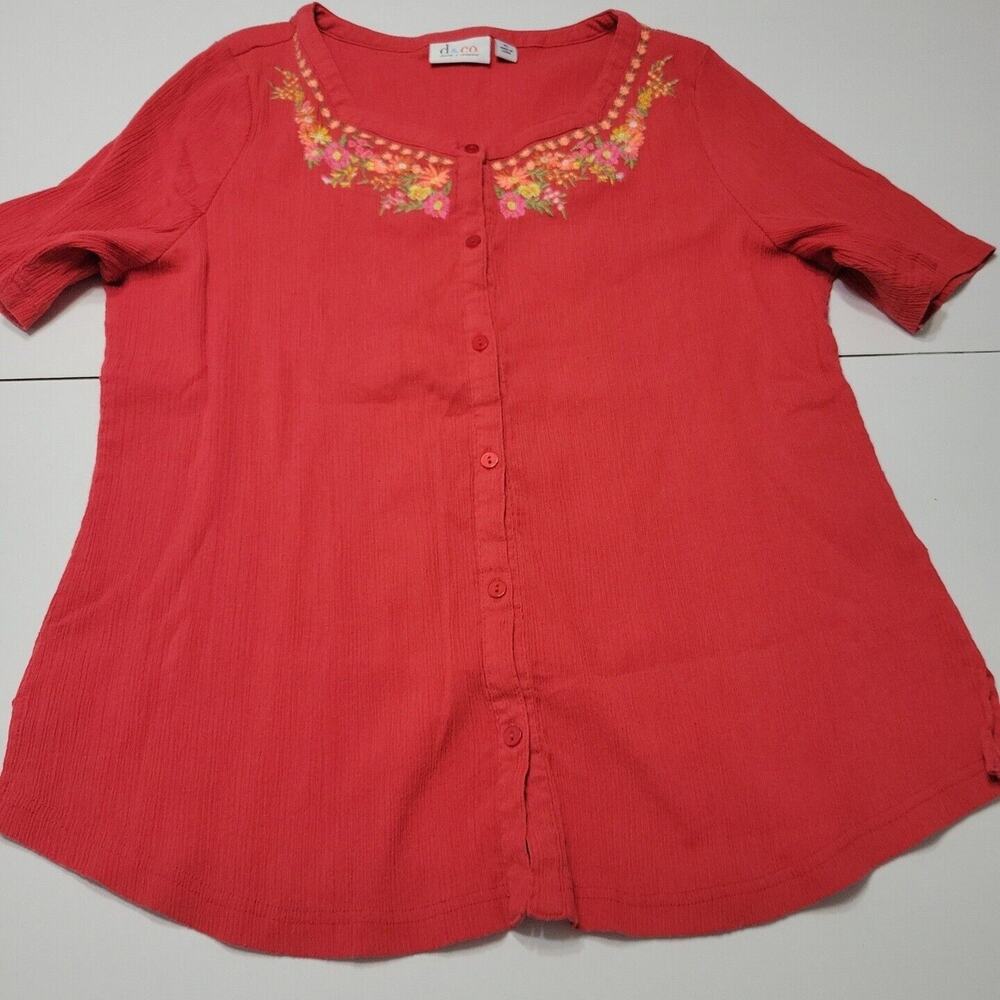 D&CO Shirt Womens XL Top Red Embroidered Short‎ Sleeve Button Frknt Pullover Tee
